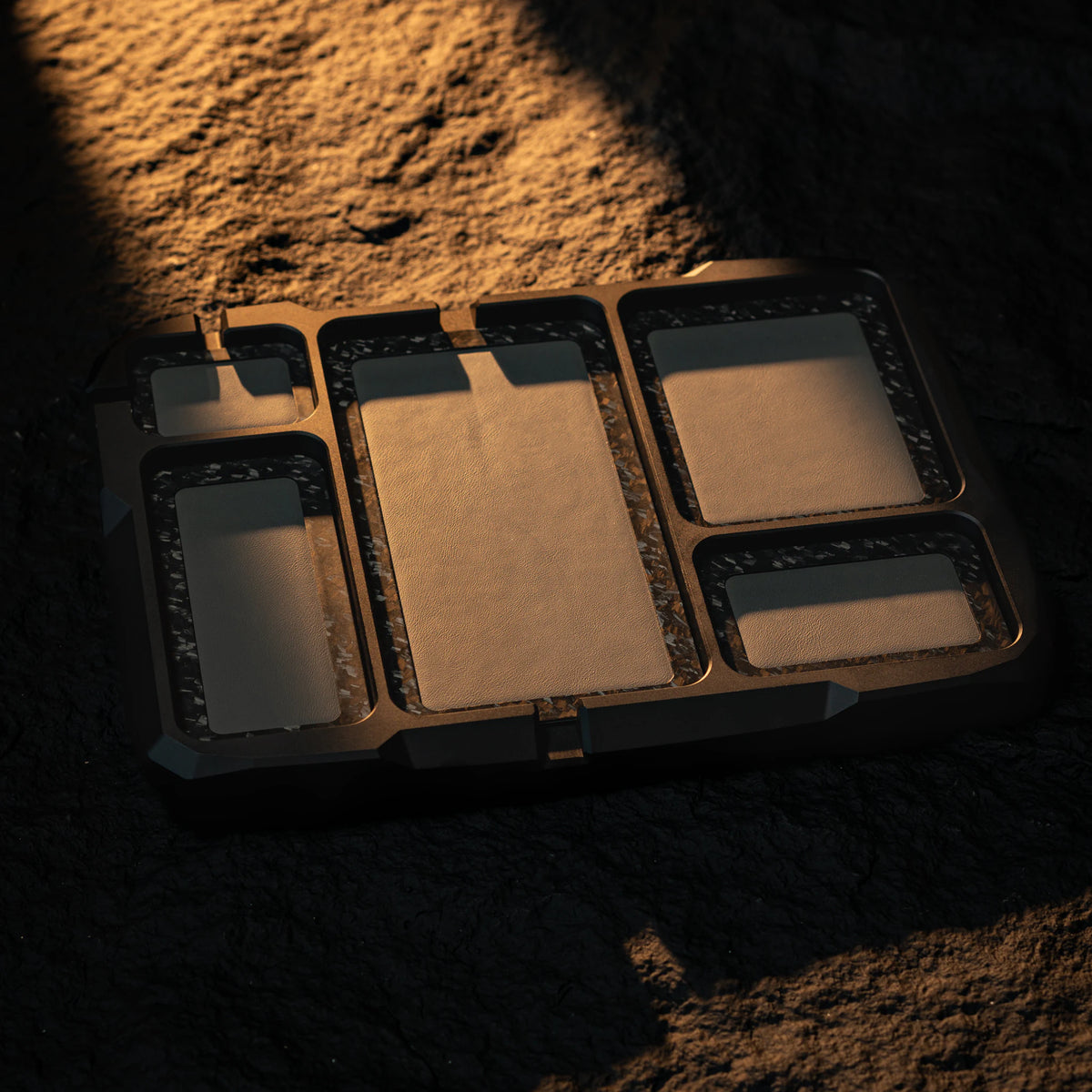 VERTEX Dock EDC Tray